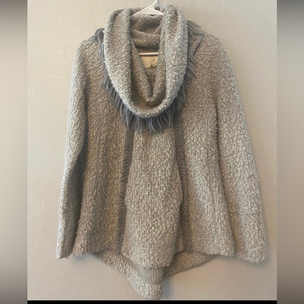 Angel of the north Anthropologie gray cowl neck fringe wool blend sweater xs